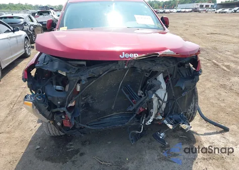 2012 Jeep Grand Cherokee Laredo из США, поврежденный, VIN 1C4RJFAG1CC269792